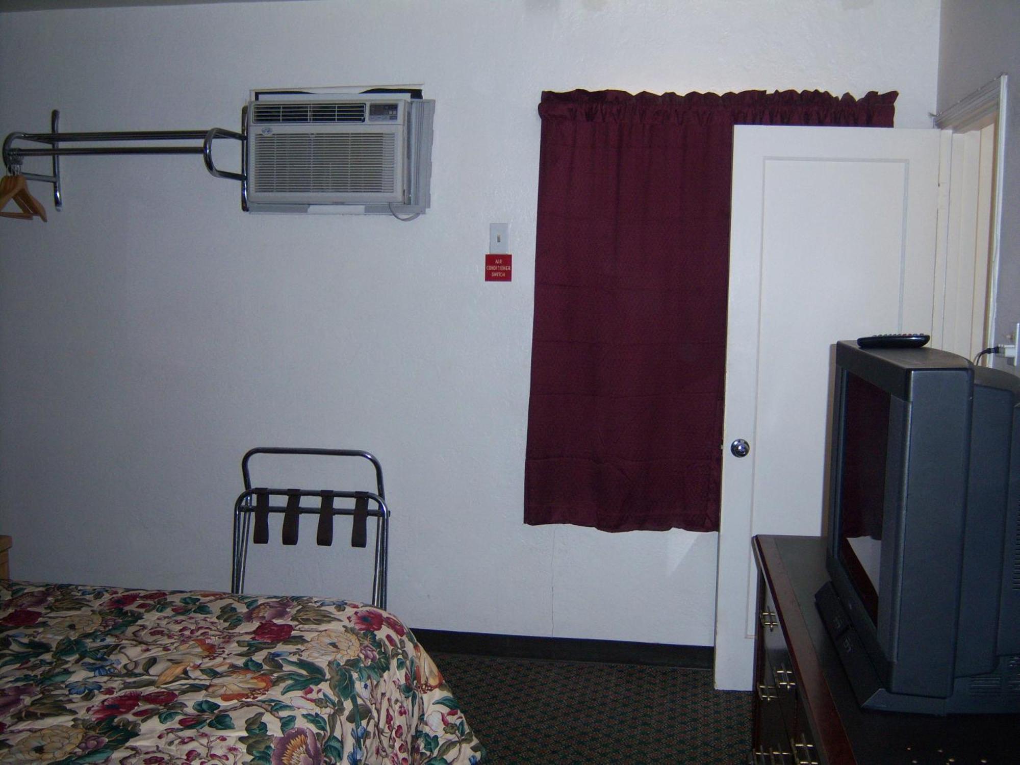 Shasta Dam Motel Shasta Lake Bagian luar foto