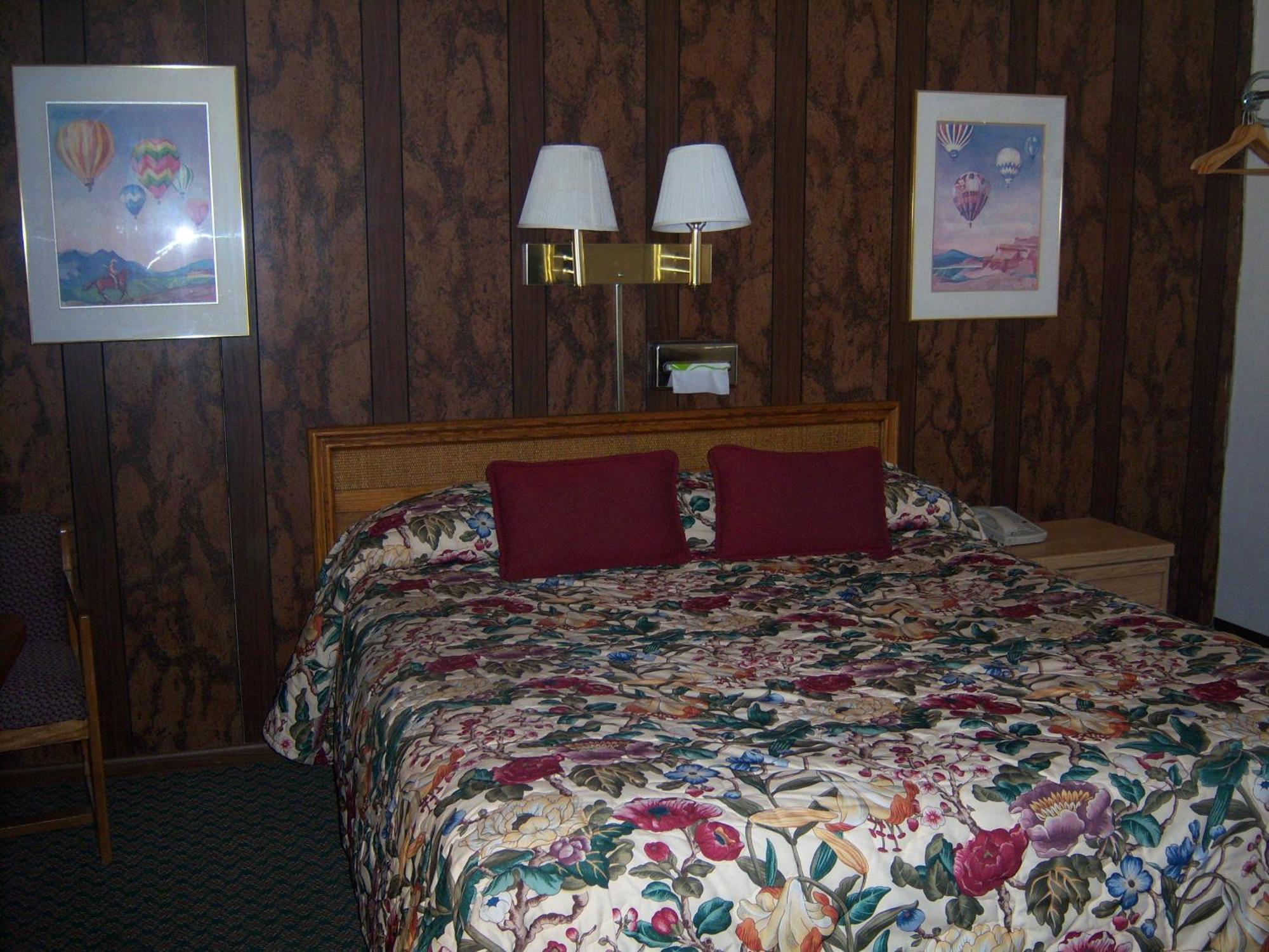 Shasta Dam Motel Shasta Lake Bagian luar foto