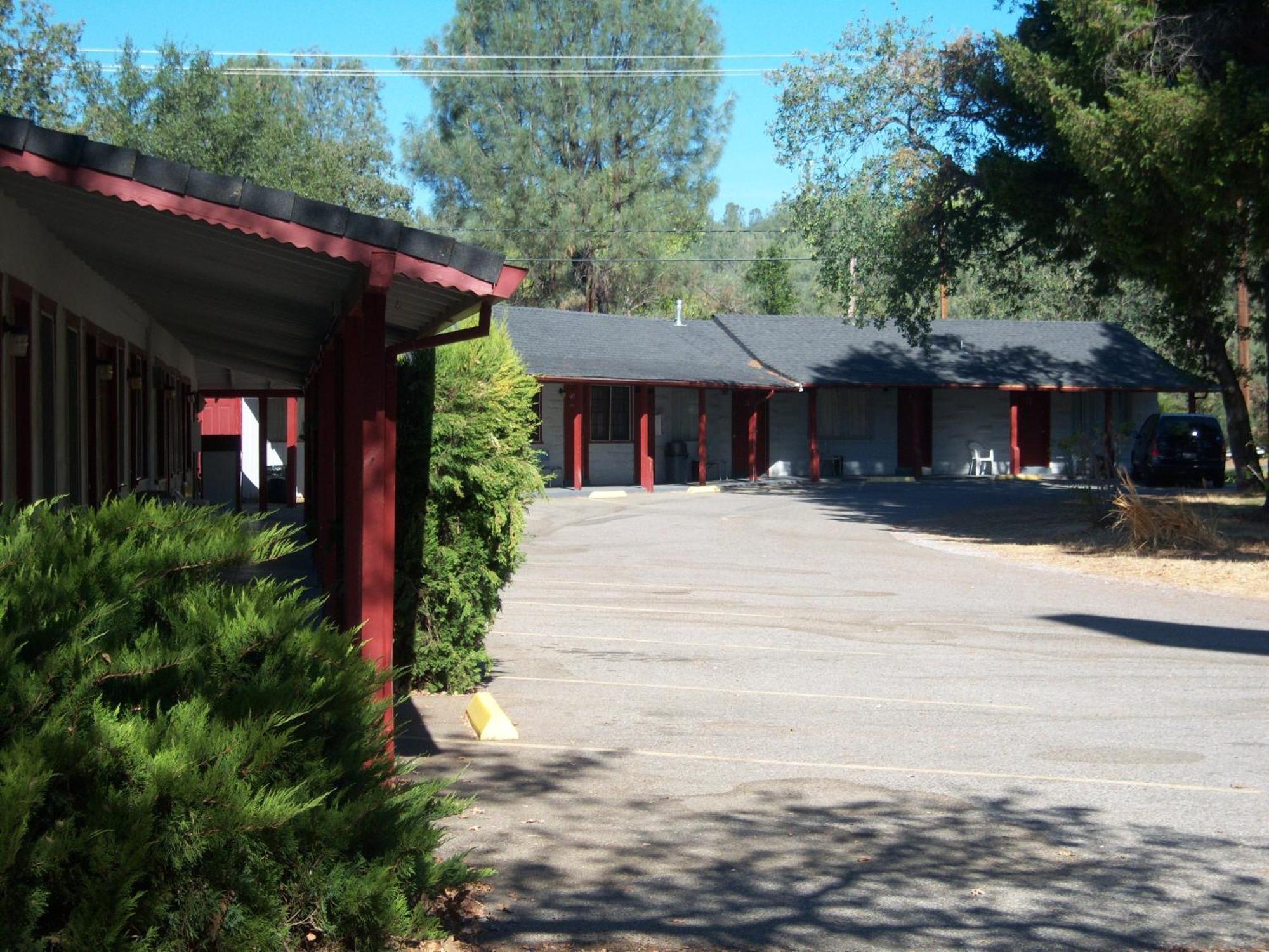 Shasta Dam Motel Shasta Lake Bagian luar foto