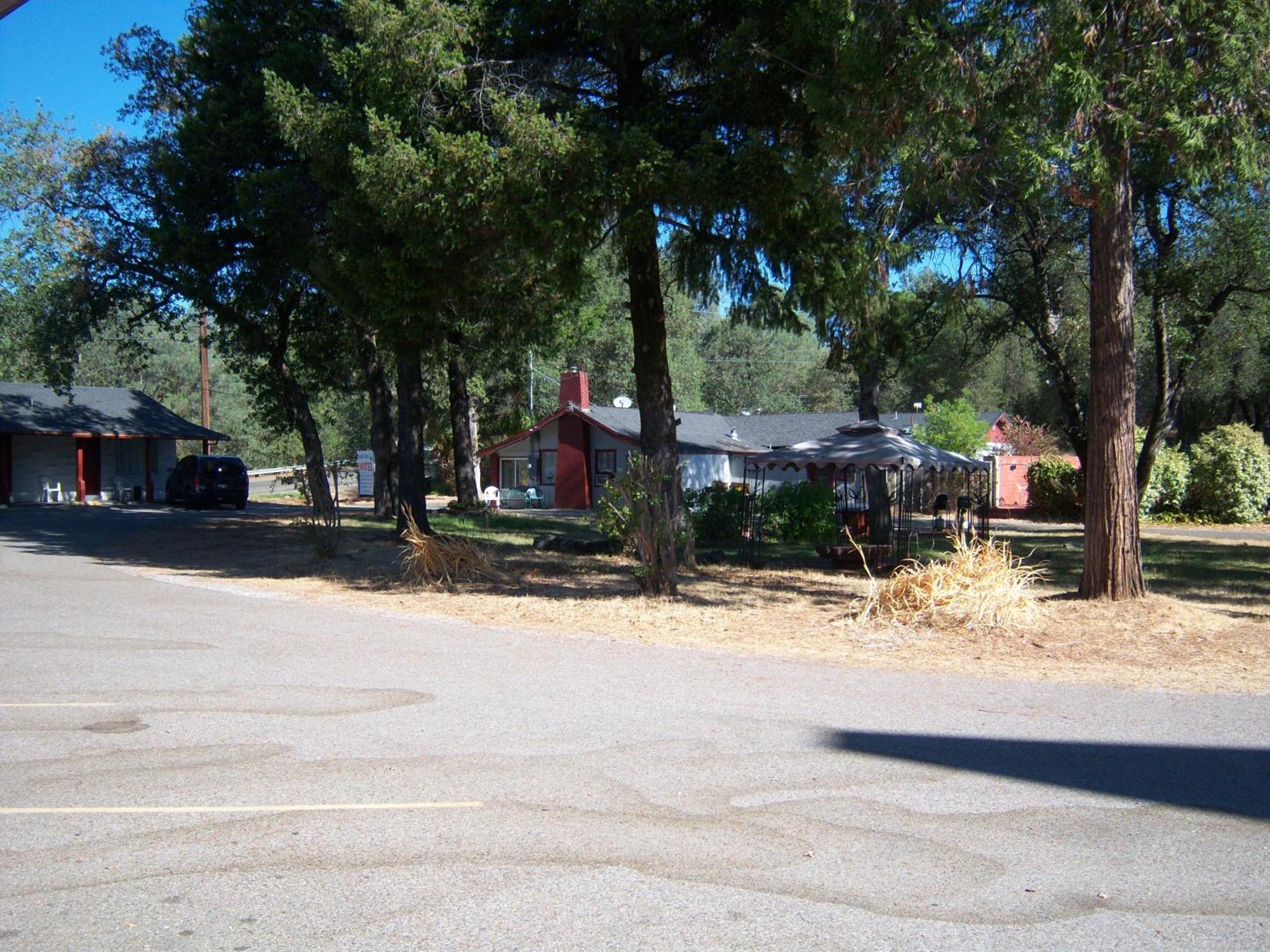 Shasta Dam Motel Shasta Lake Bagian luar foto
